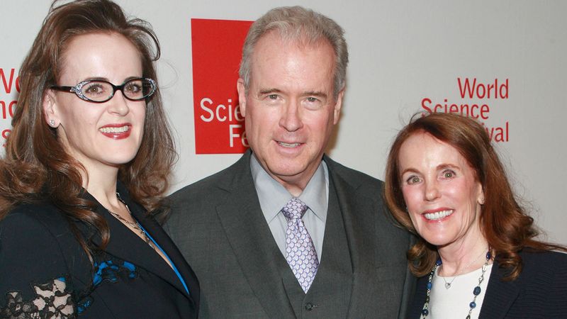 Rebekah, Robert, and Diana Mercer at the 2014 World Science Festival Gala on April 7, 2014 Rebekah Mercer is one of 16 on transition team executive committee Her father Robert is among Trump’s top financial backers